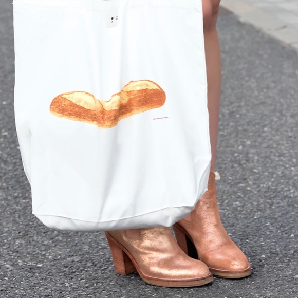 ACNE STUDIOS Rose Gold Metallic Chelsea Boots EUC/sz 37= US sz: 7 - Picture 14 of 14